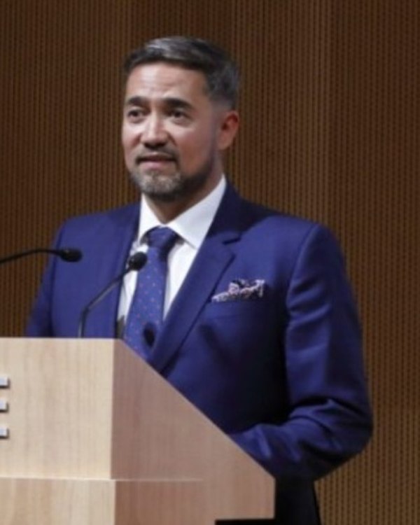 Alejandro Kim, Senior Advisor and Advisory Board member at Stradiax